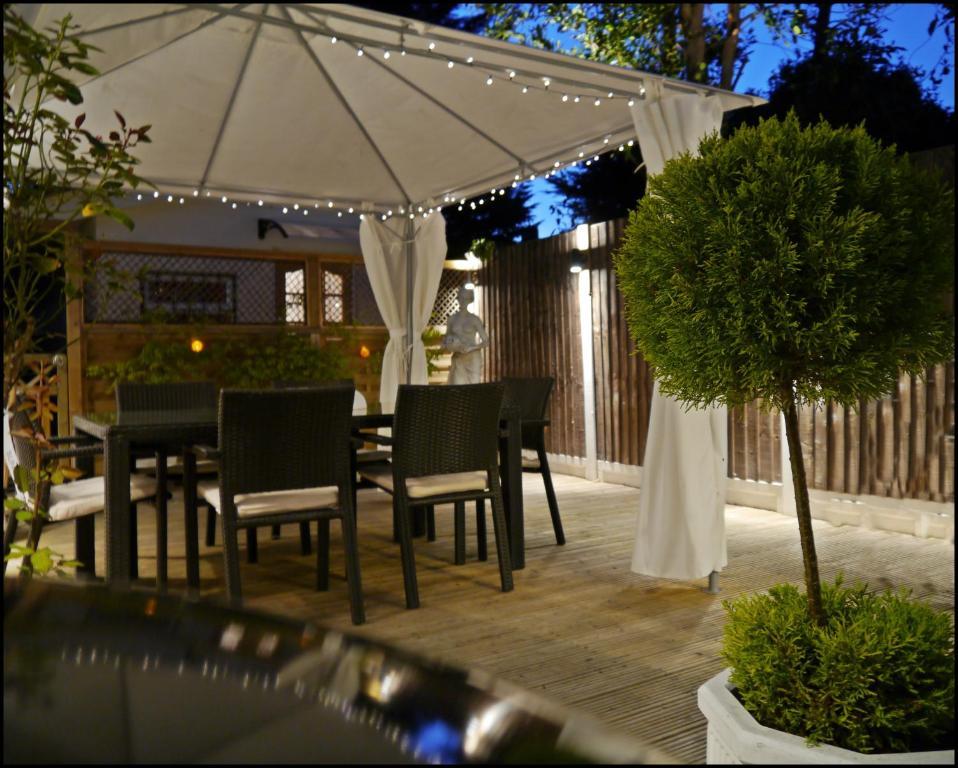 London Malvern Road Rooms To Let Exterior foto